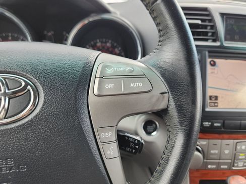 Used 2010 Toyota Highlander Limited AWD/4WD image 31