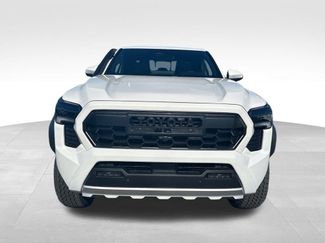 New 2025 Toyota Tacoma 4x4 Double Cab Hybrid video 2