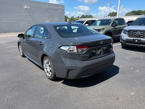 Used 2026 Toyota Corolla LE FWD image 7