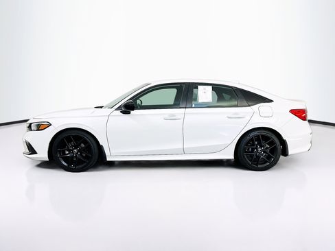 Used 2024 Honda Civic Sport image 4