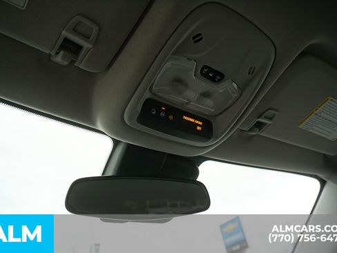 Used 2025 Chevrolet TrailBlazer LT FWD image 61