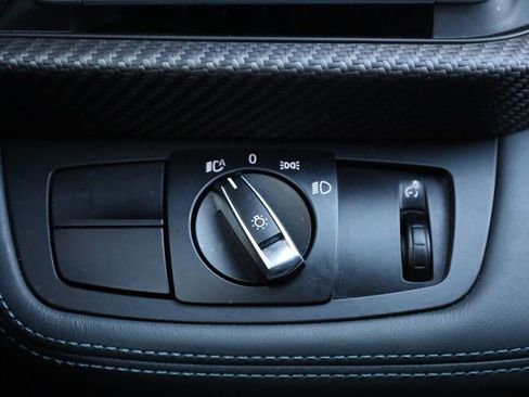 Used 2017 BMW i8 image 32