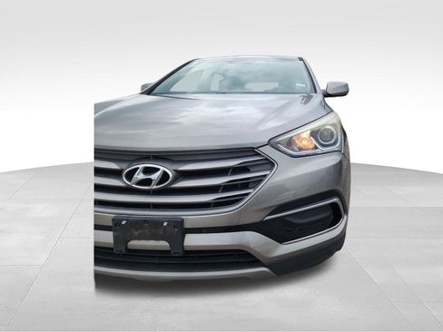 Used 2017 Hyundai Santa Fe Sport w/ Cargo Package FWD image 10