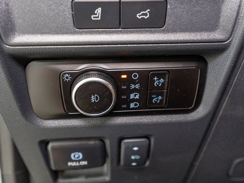 Used 2023 Ford Expedition Limited RWD image 31