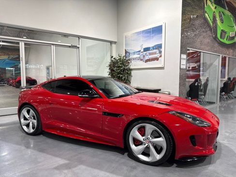 Used 2016 Jaguar F-TYPE R AWD/4WD image 5