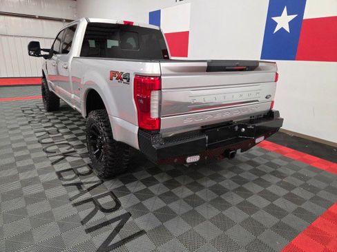 Used 2017 Ford F250 Platinum w/ Platinum Ultimate Package image 12