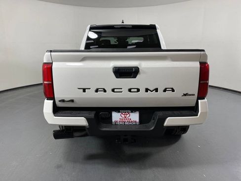 New 2025 Toyota Tacoma SR5 image 5
