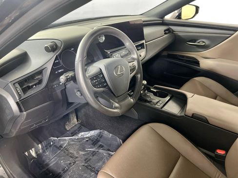 Used 2023 Lexus ES 300h w/ Premium Package image 9