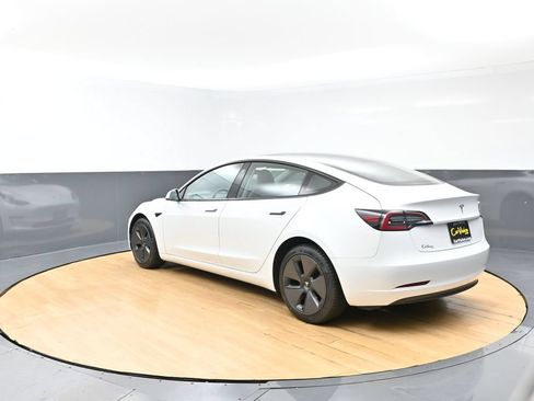 Used 2023 Tesla Model 3 Standard Range RWD image 3