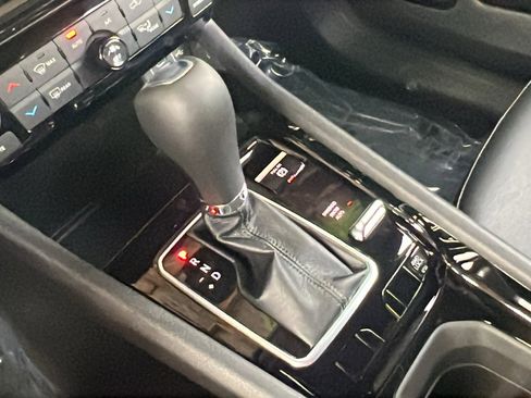 New 2026 Jeep Compass Limited image 23