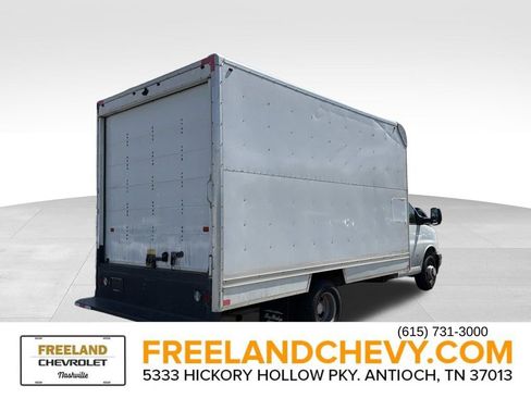 Used 2020 Chevrolet Express 3500 w/ Driver Convenience Package image 2