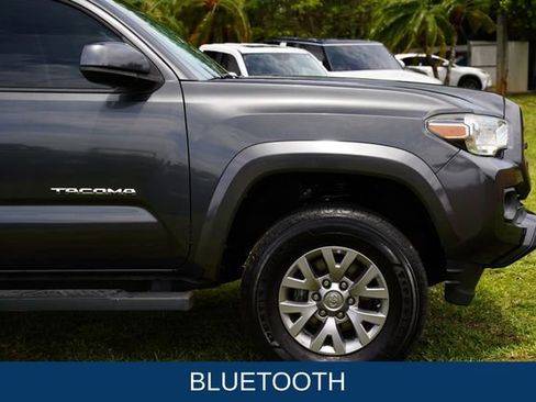 Used 2019 Toyota Tacoma SR5 RWD image 8