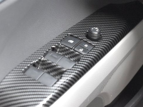 Used 2021 Toyota Camry LE image 16