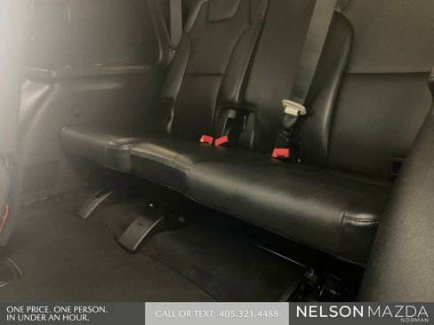 Used 2020 Kia Telluride S w/ S 8 Passenger Seating Package AWD/4WD image 29