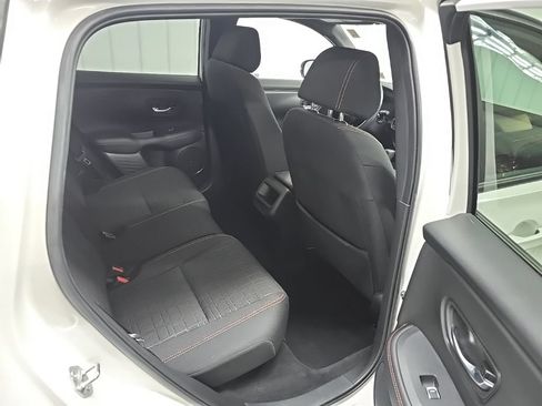 Used 2024 Honda HR-V Sport image 17
