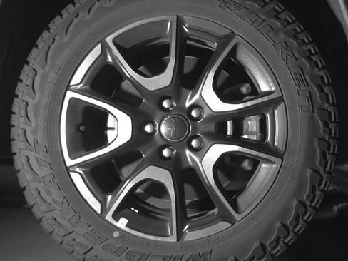 Used 2025 Jeep Compass Trailhawk image 13