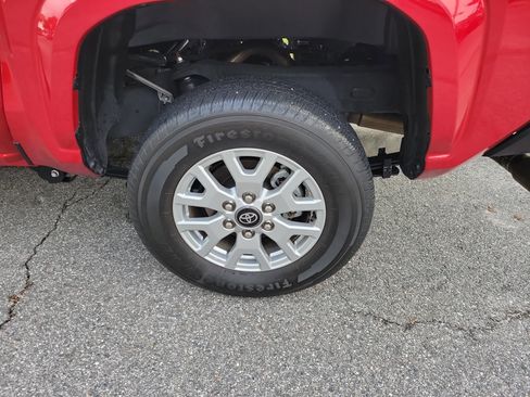 Used 2025 Toyota Tacoma SR image 23