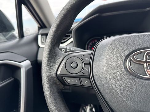 Used 2025 Toyota RAV4 LE image 14