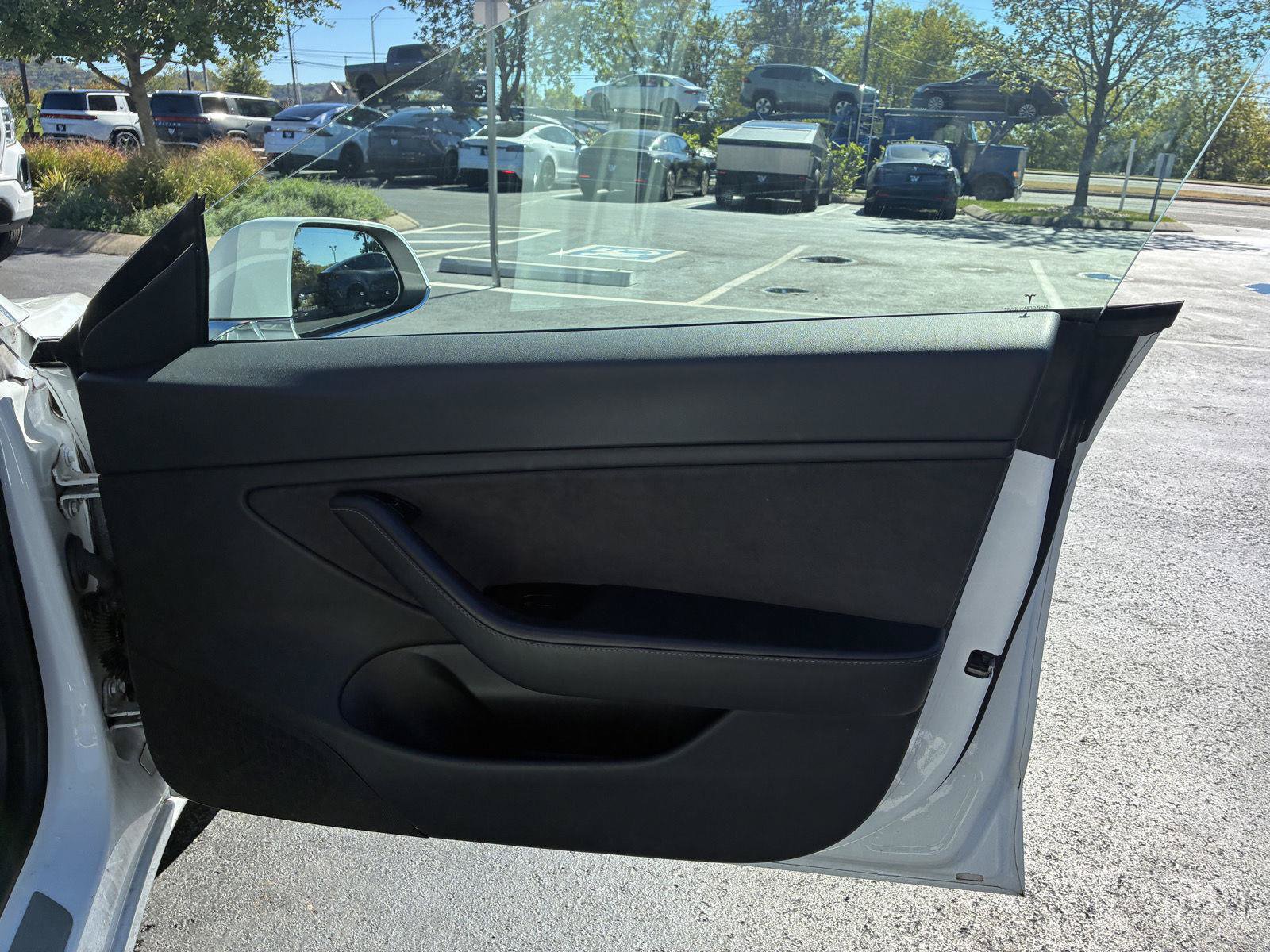 Used 2018 Tesla Model 3 Long Range AWD/4WD image 11