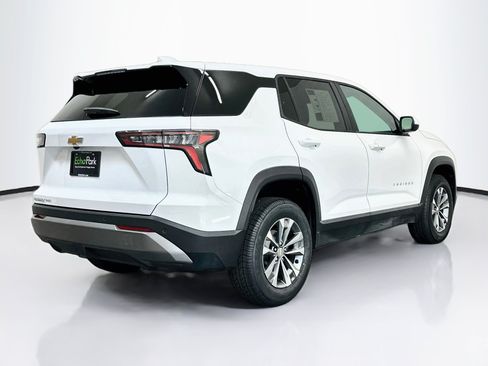 Used 2025 Chevrolet Equinox LT AWD/4WD image 9