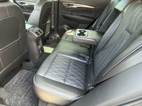 Used 2023 Buick Envision Avenir image 16