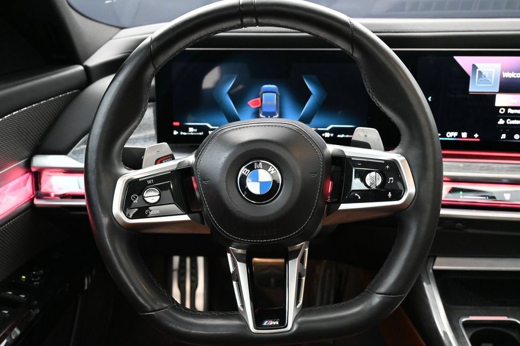 Used 2023 BMW 760i xDrive AWD/4WD image 20