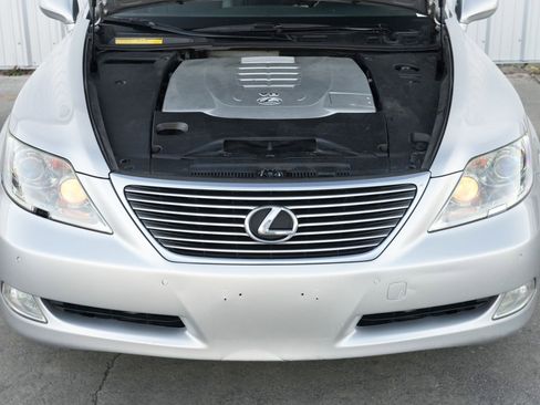Used 2007 Lexus LS 460 image 7