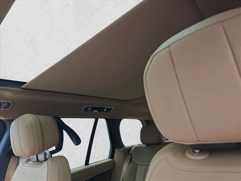 New 2026 Land Rover Range Rover SE AWD/4WD image 29