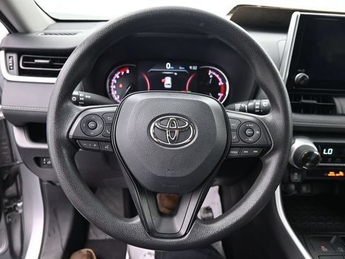Used 2023 Toyota RAV4 XLE AWD/4WD image 14