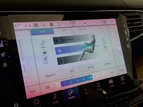 Used 2023 Jeep Grand Wagoneer Series III image 16