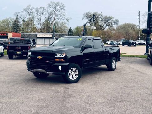 Used 2018 Chevrolet Silverado 1500 LT w/ All Star Edition AWD/4WD image 2