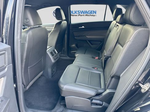 Used 2023 Volkswagen Atlas Cross Sport SE FWD image 26