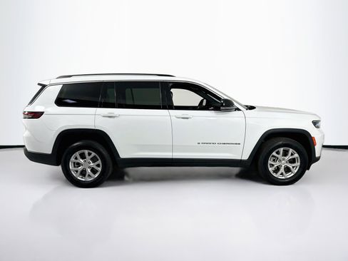 Used 2023 Jeep Grand Cherokee L Limited AWD/4WD image 4