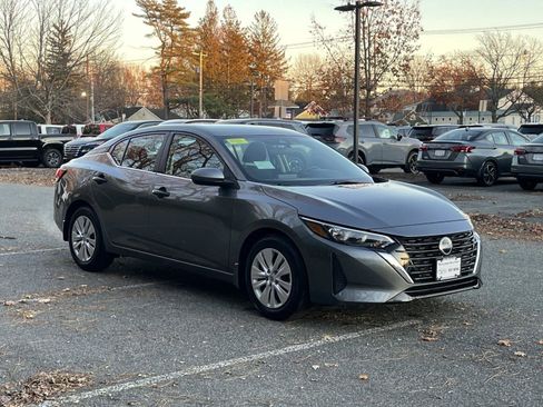 New 2025 Nissan Sentra S image 3