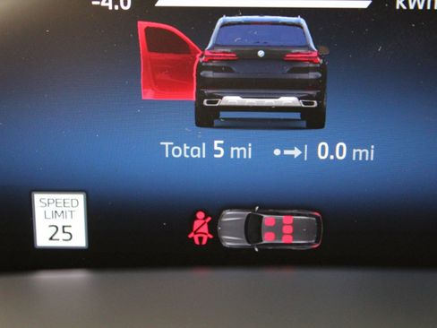 New 2026 BMW X5 xDrive50e image 18