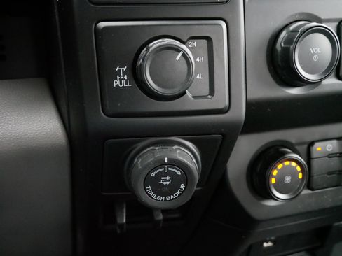 Used 2019 Ford F150 XL w/ Equipment Group 101A Mid image 28