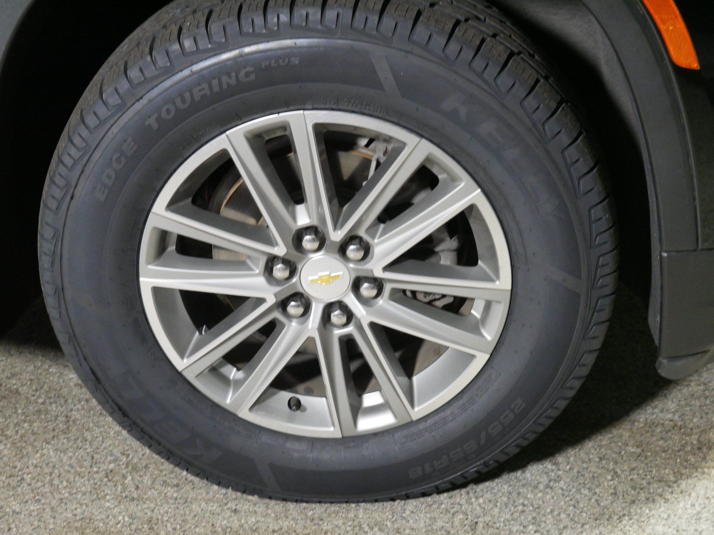 Used 2023 Chevrolet Traverse LT AWD/4WD image 15