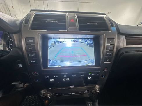 Used 2016 Lexus GX 460 w/ Premium Package AWD/4WD image 29