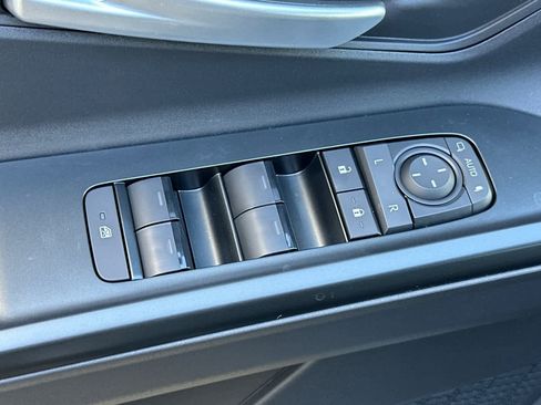 New 2026 Subaru Solterra Premium image 11