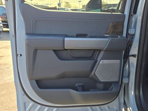 New 2025 Ford F350 Lariat w/ Lariat Ultimate Package image 37