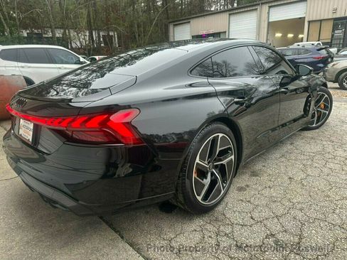 Used 2023 Audi RS e-tron GT quattro image 4