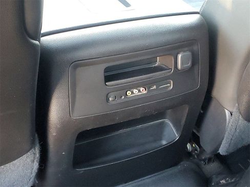 Used 2015 GMC Sierra 2500 Denali image 75