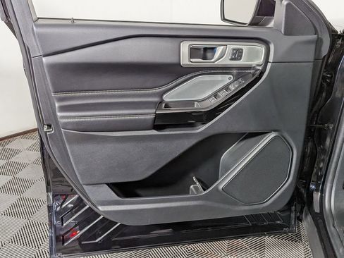 Used 2022 Ford Explorer ST w/ Equipment Group 401A image 17