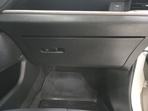 Used 2024 Toyota Grand Highlander AWD image 57
