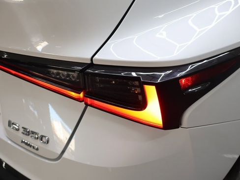 Used 2022 Lexus IS 350 F Sport image 26
