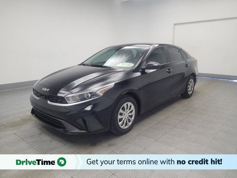 Used 2024 Kia Forte LX image 1