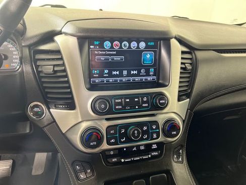 Used 2020 GMC Yukon XL SLT w/ Open Road Package RWD image 19