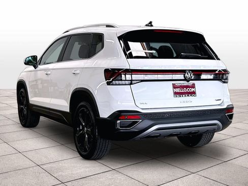 New 2026 Volkswagen Taos SEL AWD/4WD image 3