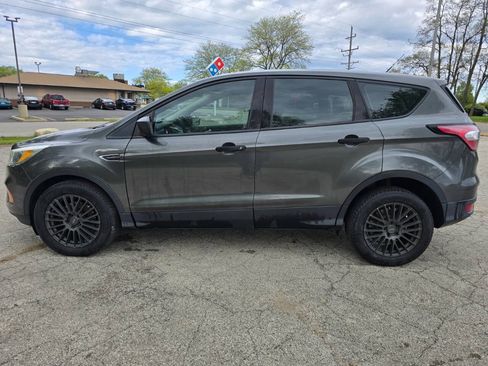 Used 2017 Ford Escape S FWD image 4