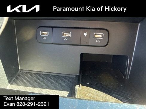 Used 2023 Kia Carnival SX Prestige FWD image 34